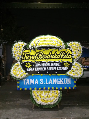 Papan Bunga Duka di Elpaputih